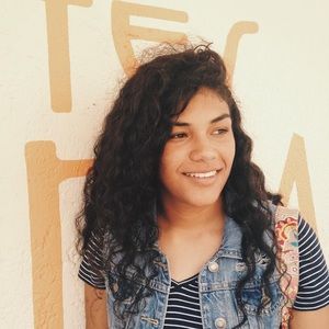 Meet your Posher, Julissa